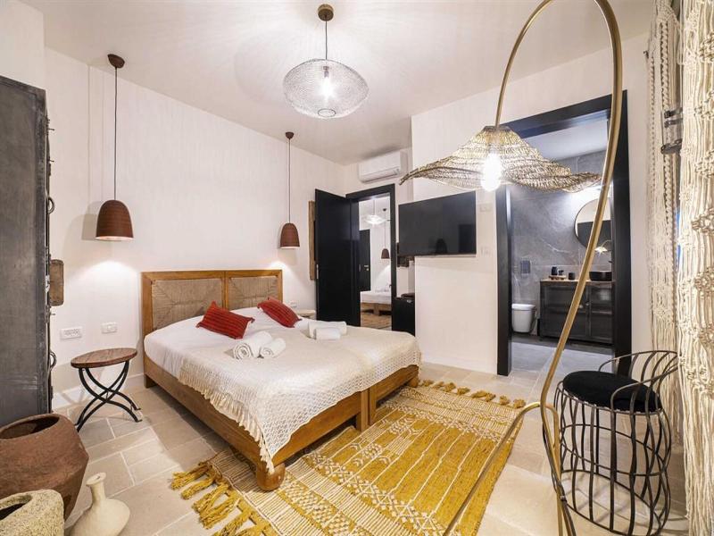 City Of David Boutique Stay By The Western Wall — photo 40