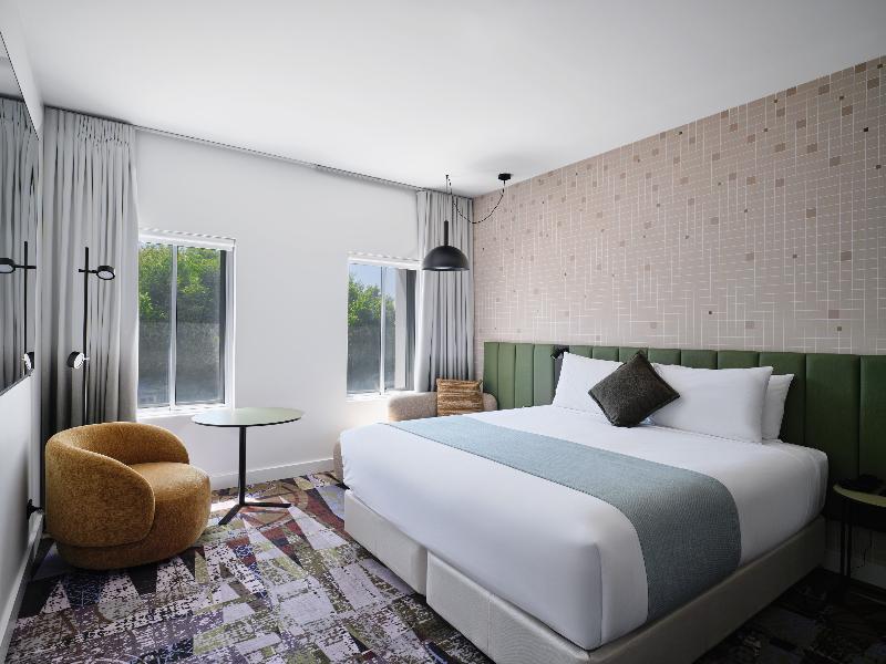Novotel St Kilda image