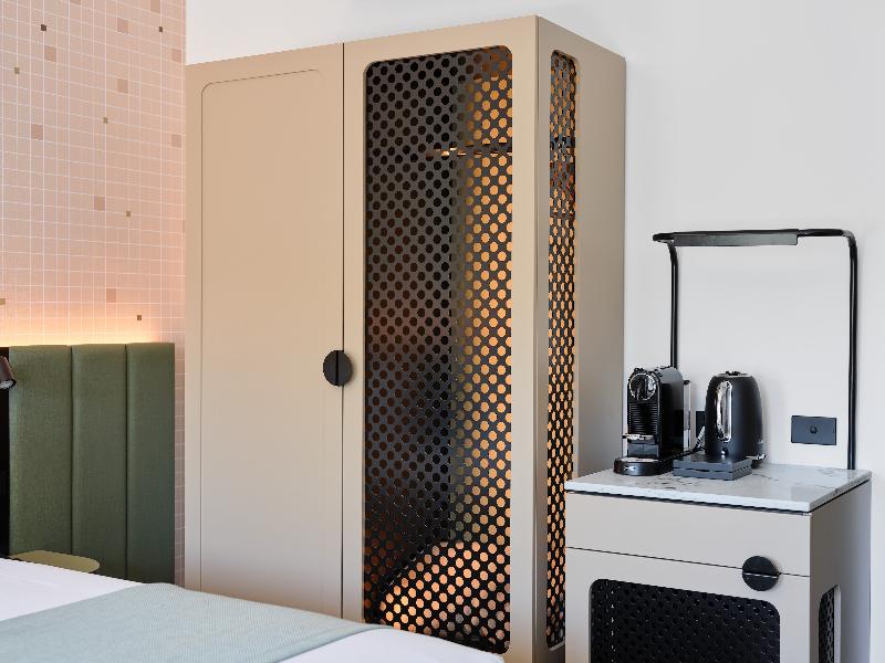 Novotel St Kilda image