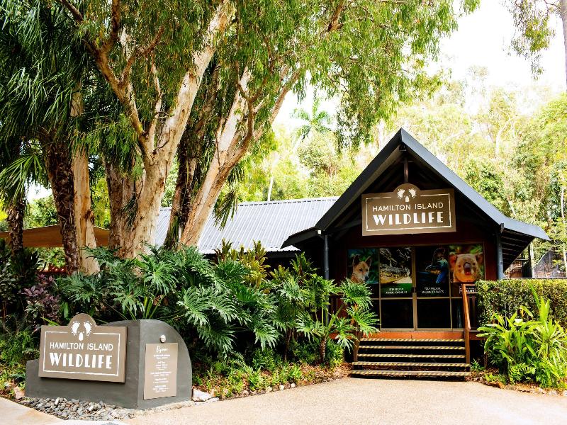 Beach Club Hamilton Island image