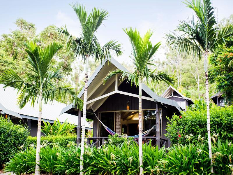 Palm Bungalows Hamilton Island image