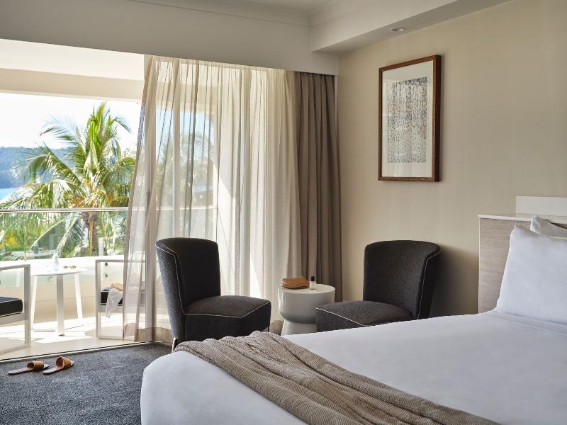 Reef View Hotel Hamilton Island image