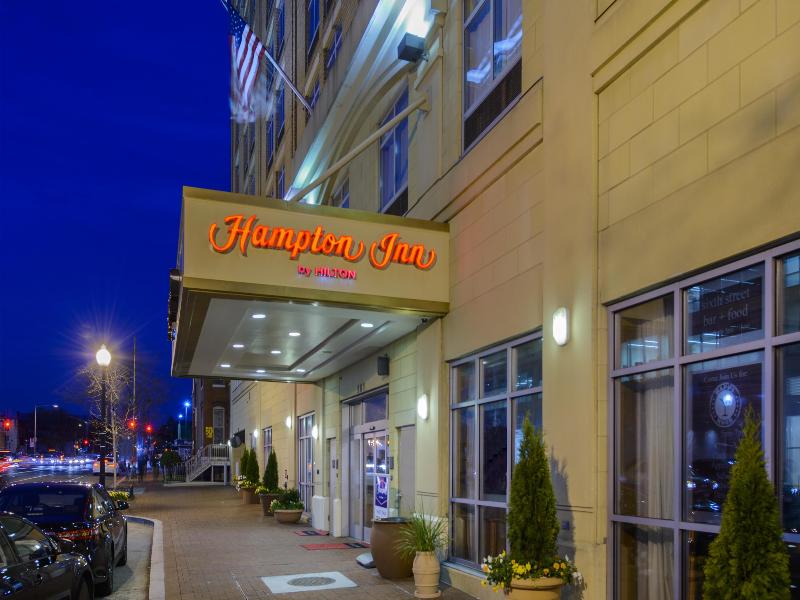 Hampton Inn Washington-Downtown-Convention Center image