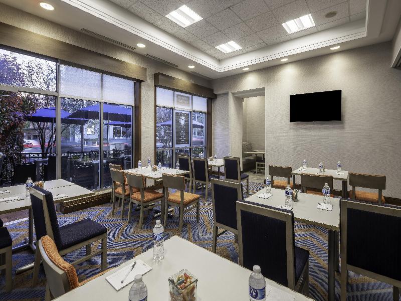 Hampton Inn Washington-Downtown-Convention Center image