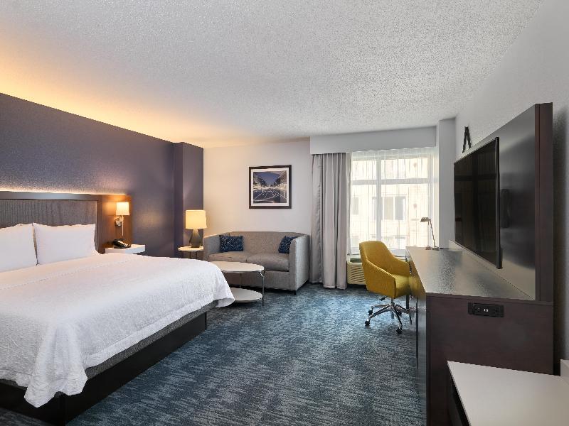 Hampton Inn Washington-Downtown-Convention Center image