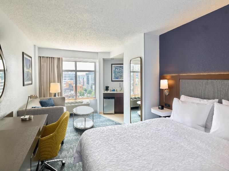 Hampton Inn Washington-Downtown-Convention Center image