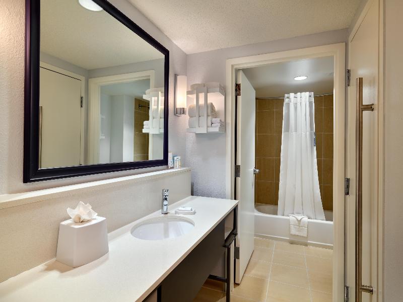 Hampton Inn Washington-Downtown-Convention Center image
