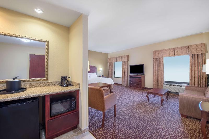 Hampton Inn & Suites Oklahoma City-South image