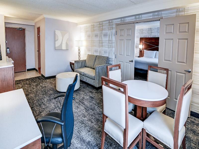 DoubleTree by Hilton Madison Downtown image