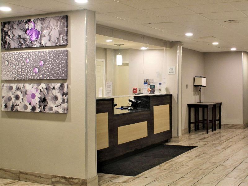 Baymont by Wyndham Indianapolis East image