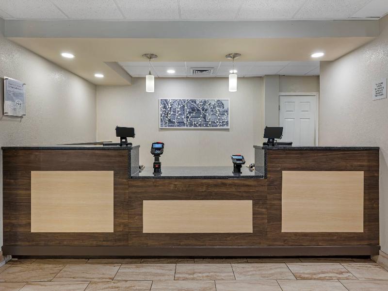 Baymont by Wyndham Indianapolis East image