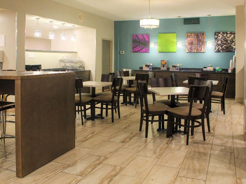 Baymont by Wyndham Indianapolis East image
