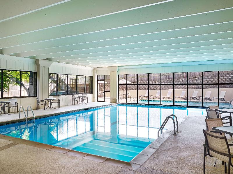 Hilton Kansas City Airport image