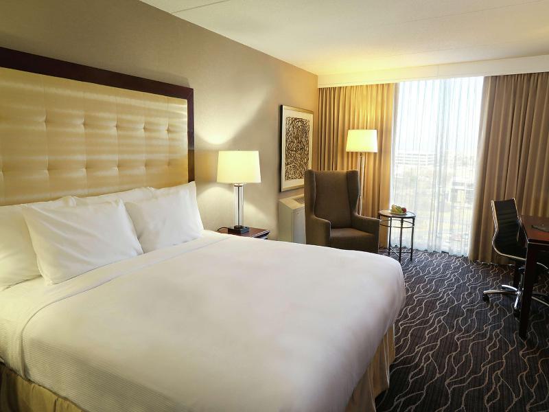Hilton Kansas City Airport image