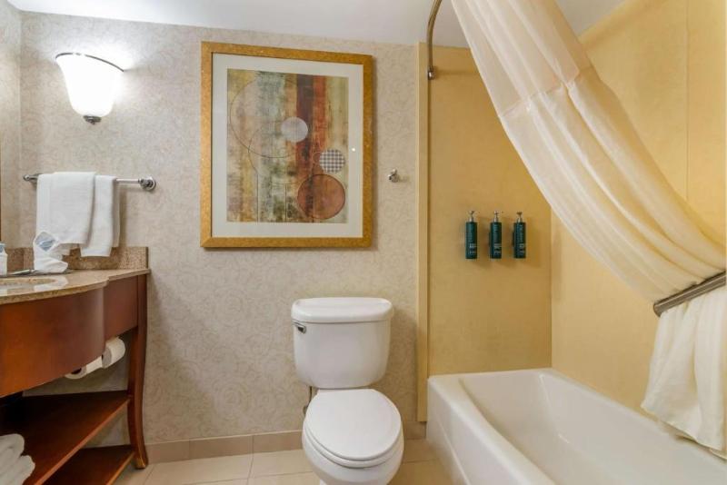 Doubletree Hotel Jefferson City image