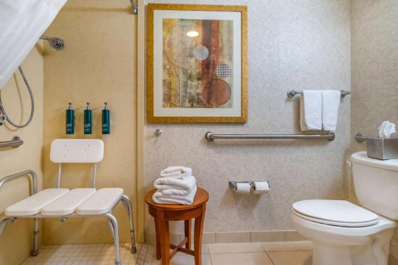 Doubletree Hotel Jefferson City image 2