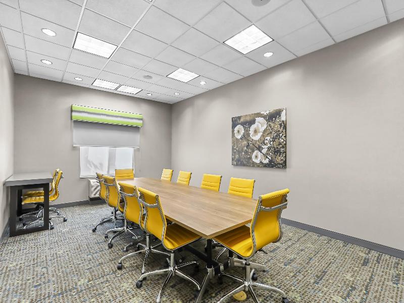 Hampton Inn & Suites El Paso West image