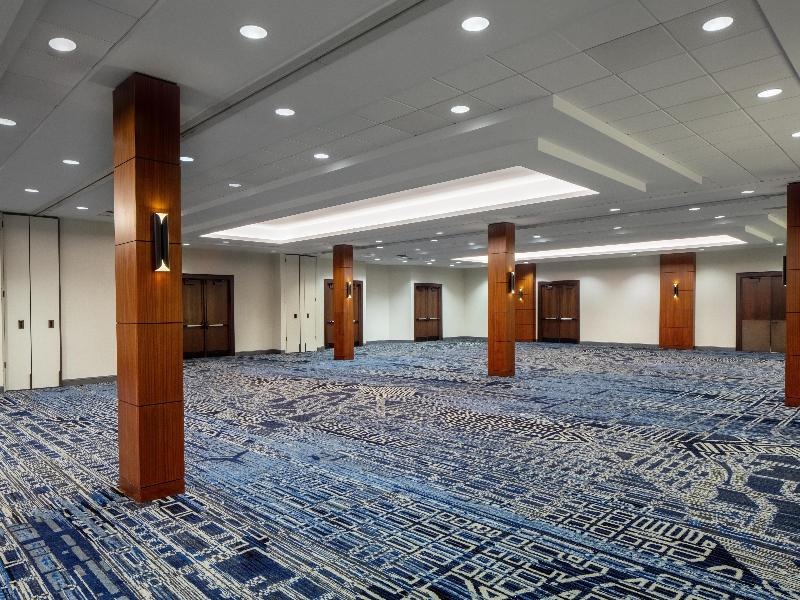 Doubletree By Hilton Pittsburgh Downtown image