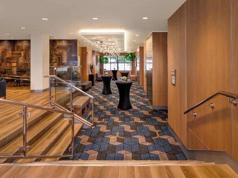 Doubletree By Hilton Pittsburgh Downtown image