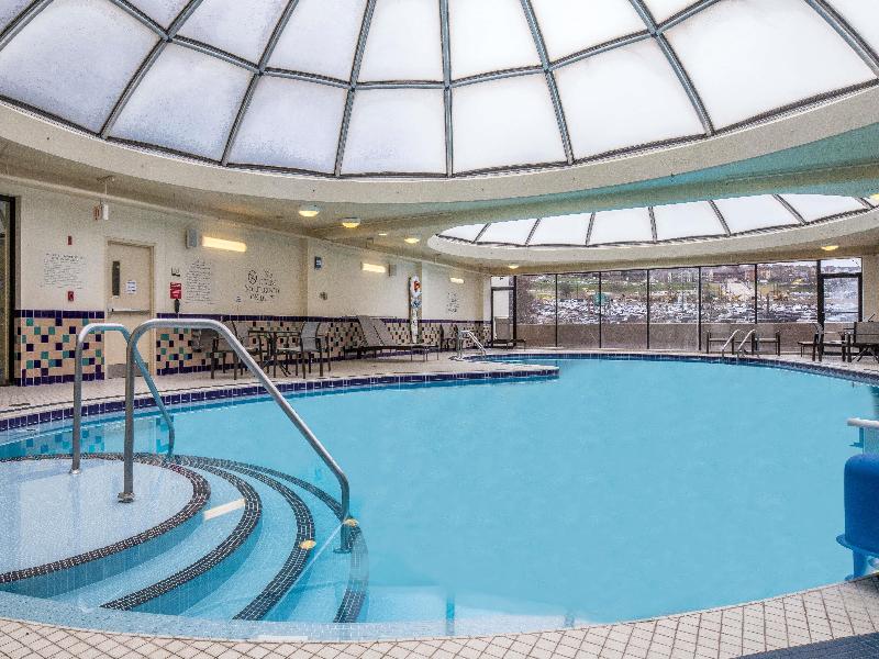 Doubletree By Hilton Pittsburgh Downtown image