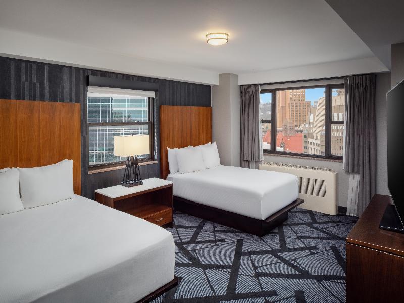 Doubletree By Hilton Pittsburgh Downtown image