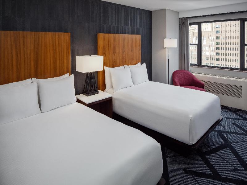 Doubletree By Hilton Pittsburgh Downtown image