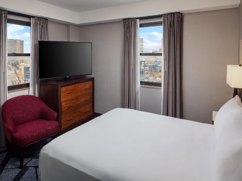 Doubletree By Hilton Pittsburgh Downtown image