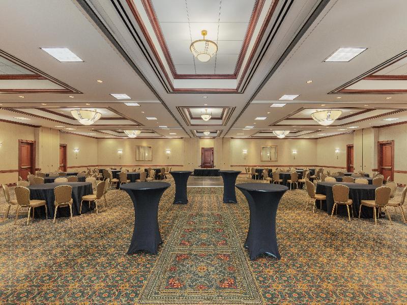 Hilton Garden Inn Milwaukee Northwest Conference image