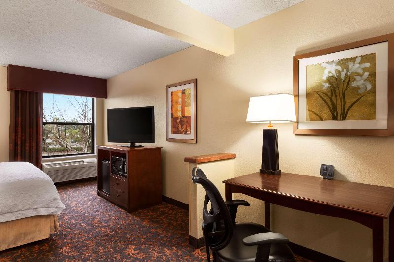 Hampton Inn Houston-Willowbrook Mall