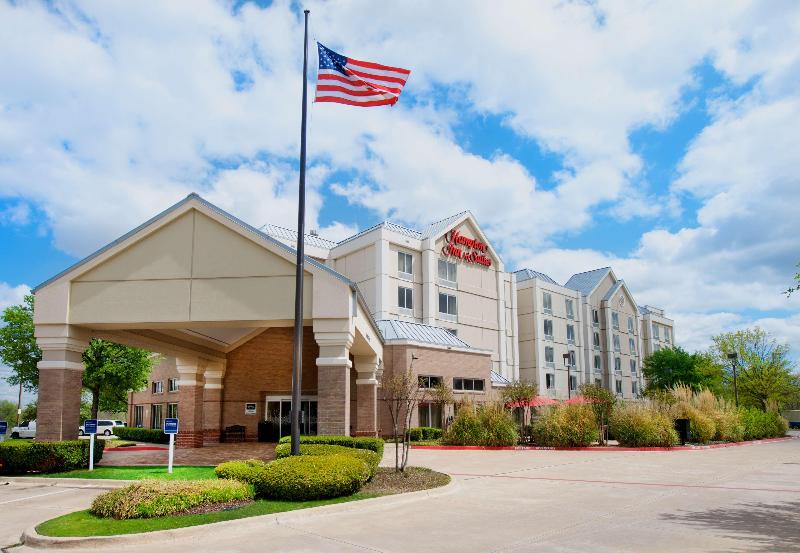 Hampton Inn AND Suites Ft. Worth Alliance Airport