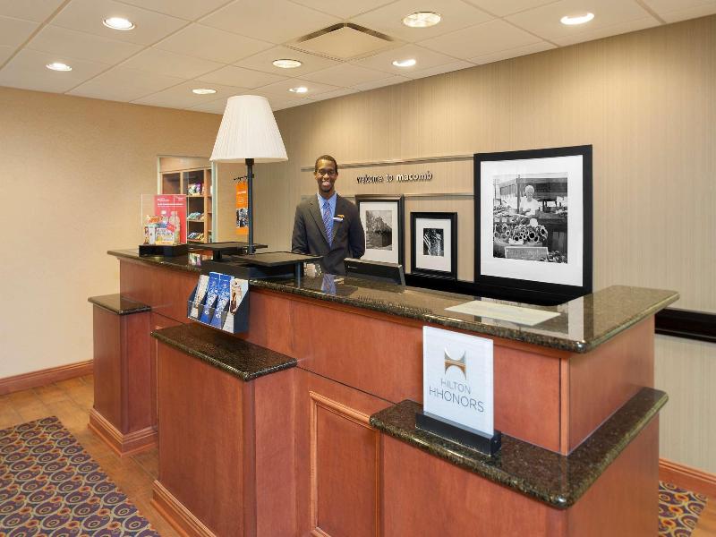 Hampton Inn Macomb image