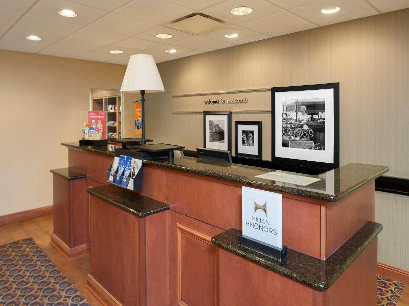 Hampton Inn Macomb image