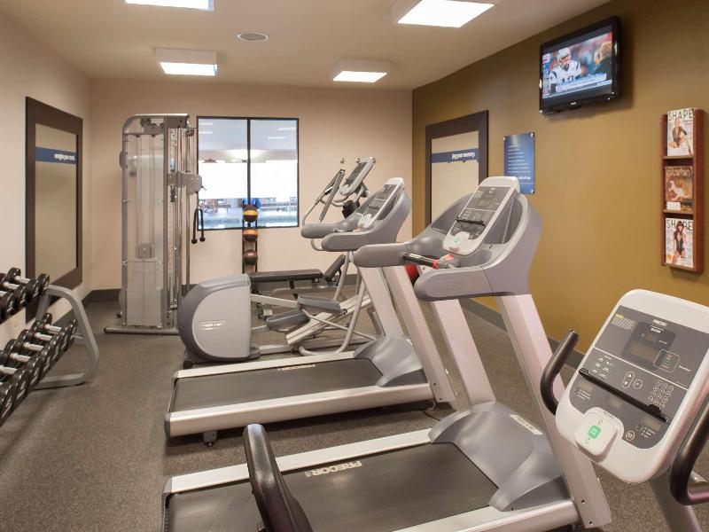 Hampton Inn Macomb image