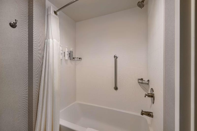 Homewood Suites by Hilton Fredericksburg image