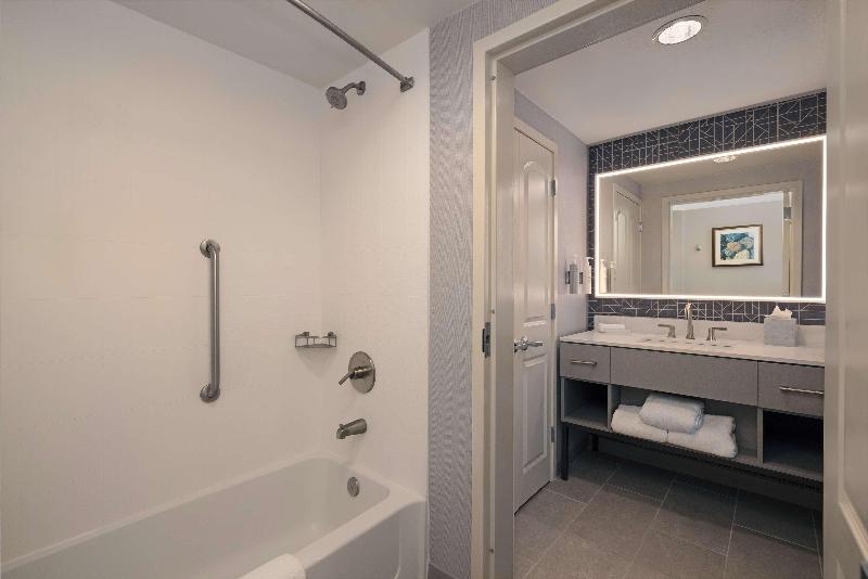 Homewood Suites by Hilton Fredericksburg image