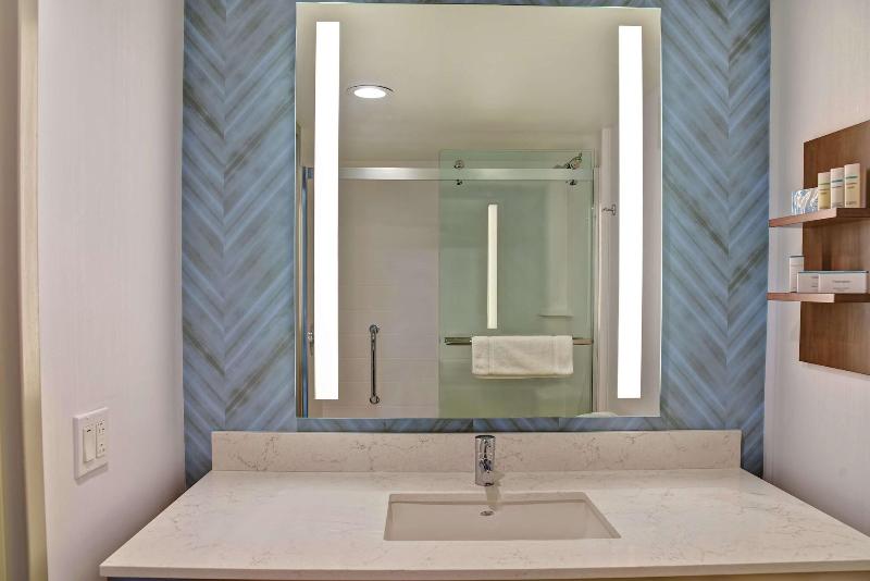 Hilton Garden Inn Kansas City/Kansas image
