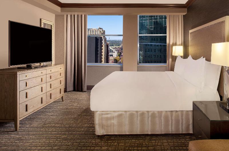 Hilton Fort Worth image