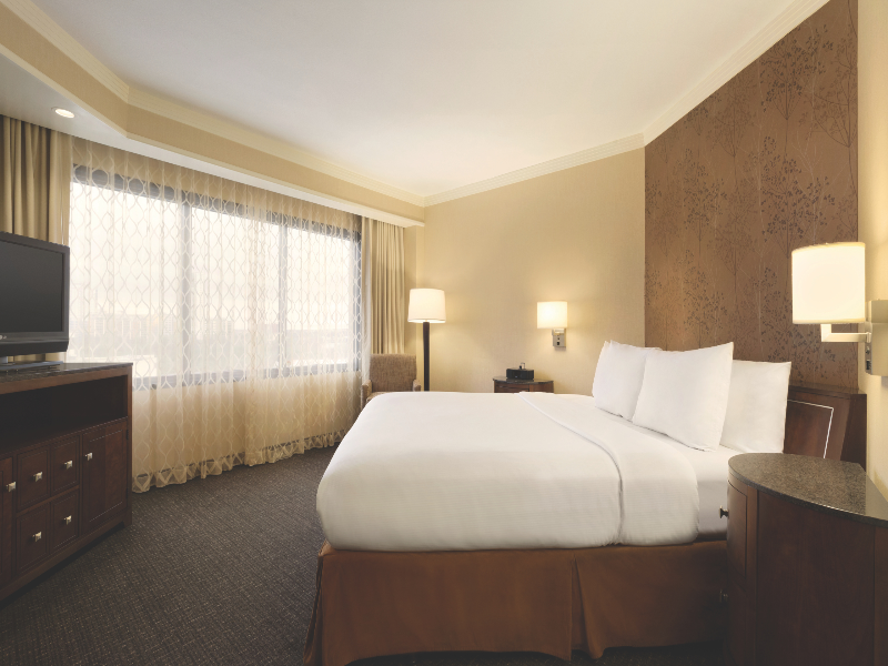 Embassy Suites by Hilton Austin Downtown South Con image