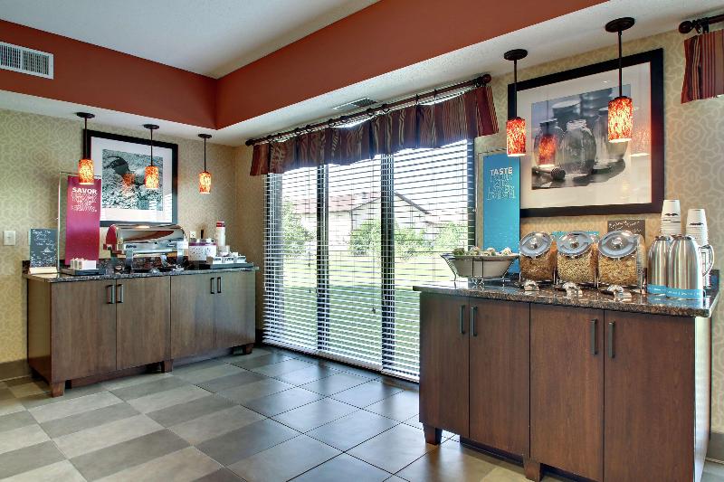 Hampton Inn Ottawa (Starved Rock Area) image