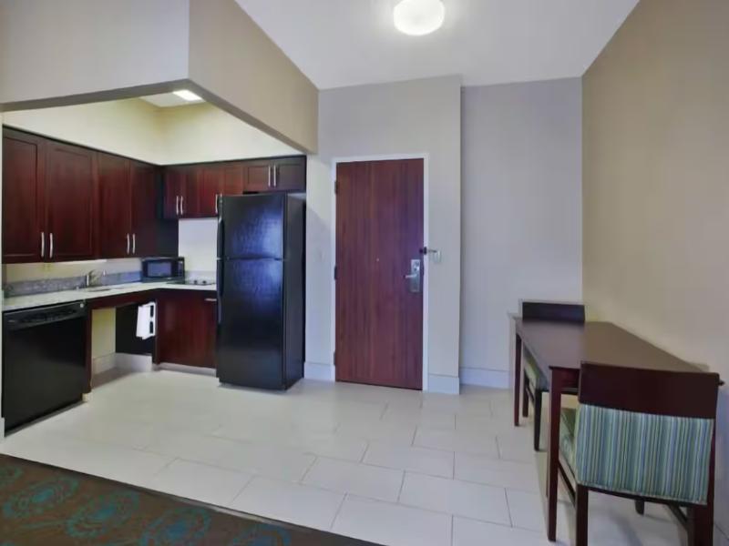 Larkspur Landing Hotel South Bend image