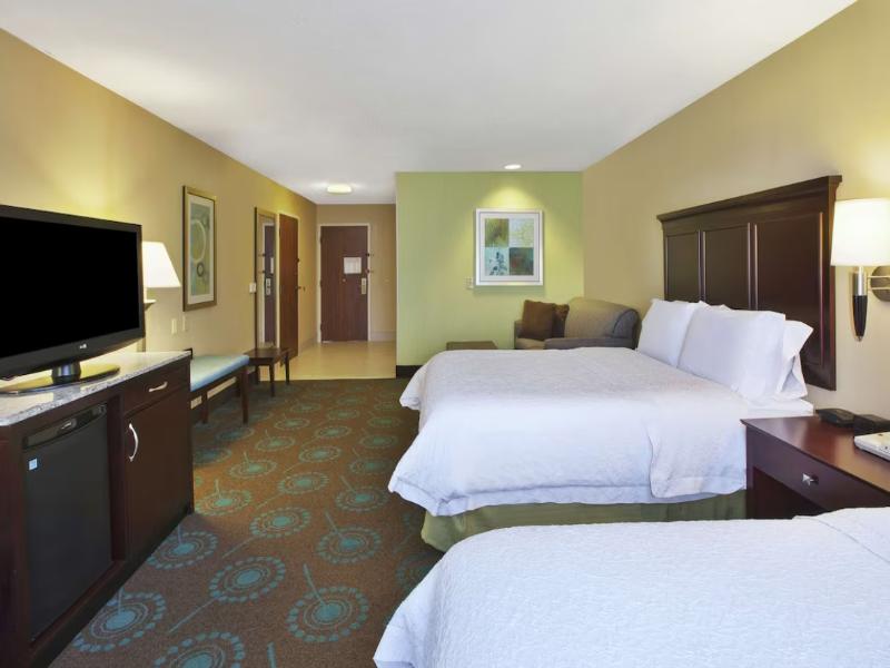 Larkspur Landing Hotel South Bend image