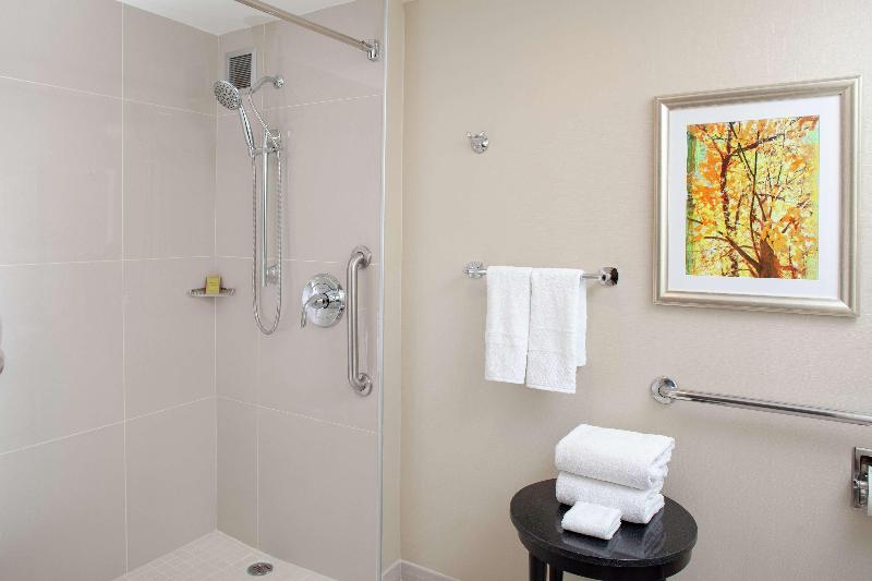 DoubleTree Hotel Kansas City - Overland Park photo 21