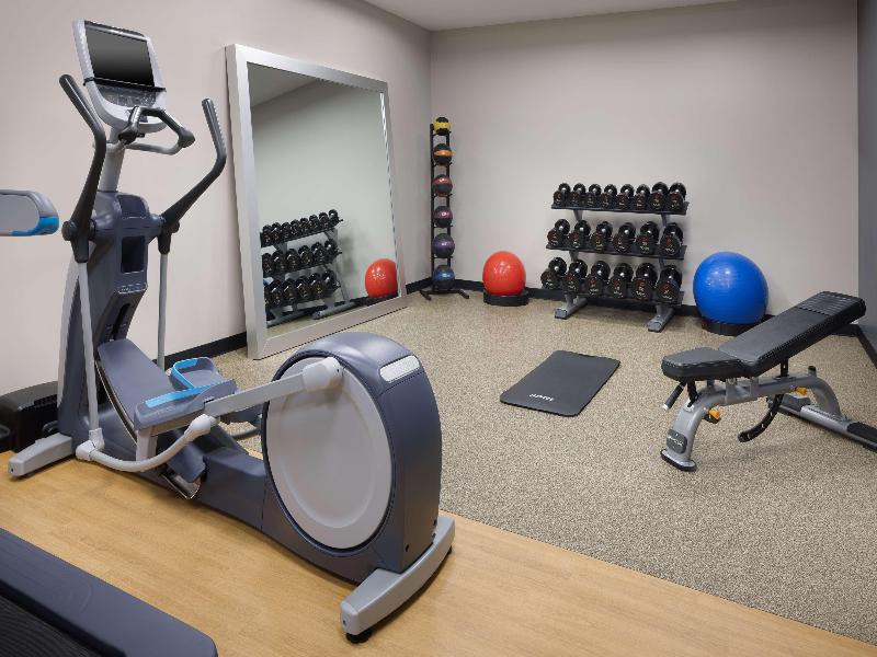 Doubletree Guest Suites Lexington  image