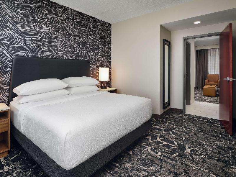 Embassy Suites by Hilton Hampton Convention Center image