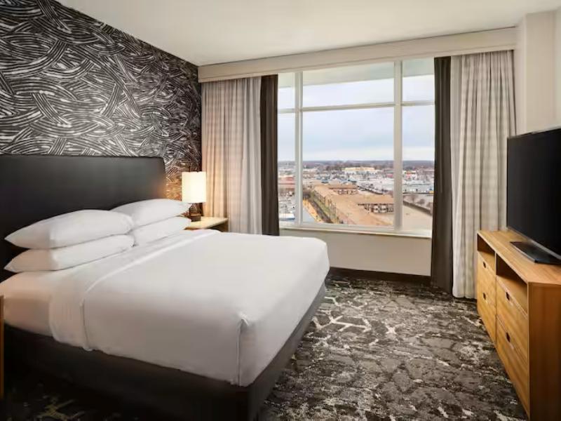 Embassy Suites by Hilton Hampton Convention Center image