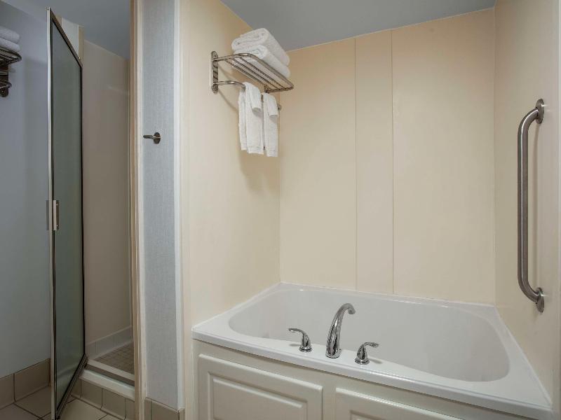 Hilton Garden Inn Fredericksburg  image