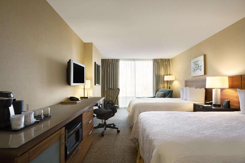 Hilton Garden Inn Baltimore Inner Harbor image