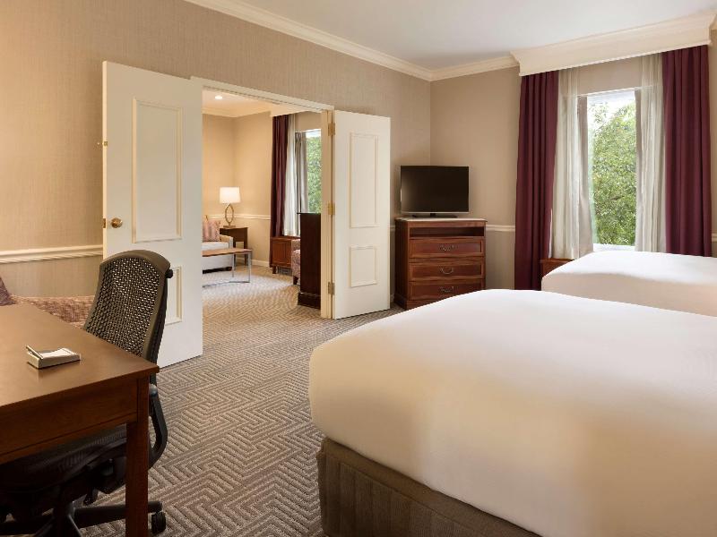 Hilton St. Louis Frontenac image