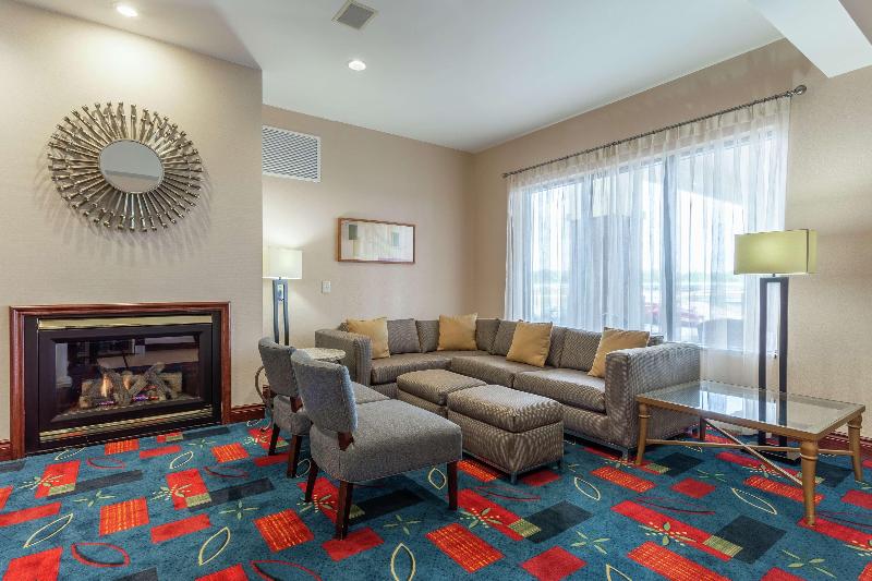 Hampton Inn Jefferson City At The Capital Mall image