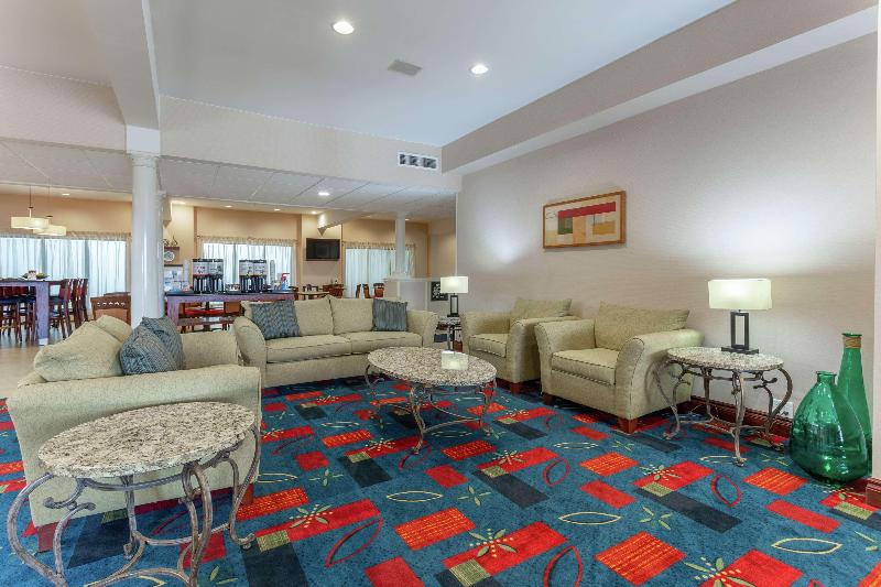 Hampton Inn Jefferson City At The Capital Mall image